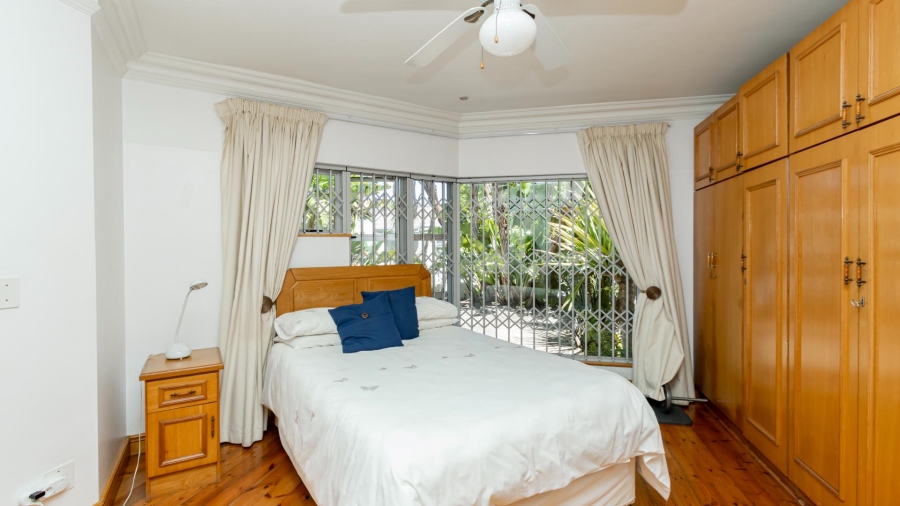 5 Bedroom Property for Sale in Plattekloof Western Cape